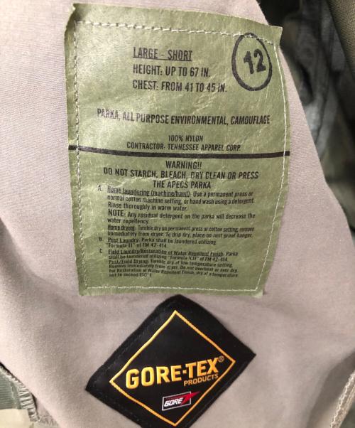 US ARMY（ユーエスアーミー）US ARMY (ユーエスアーミー) APCS GORE-TEX® MOUNTAINP ARKA／APCS ゴアテックス マウンテンパーカー カーキ サイズ:Large-Shortの古着・服飾アイテム