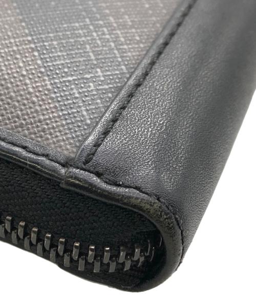 BURBERRY（バーバリー）BURBERRY (バーバリー) ラウンドファスナー財布／ROUND FASTENER WALLET ブラウンの古着・服飾アイテム