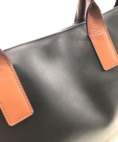 PAUL SMITH（ポールスミス）PAUL SMITH (ポールスミス) RABBIT CHARM LEATHER TOTE BAG／ラビットチャーム レザートートバッグ ブラックの古着・服飾アイテム