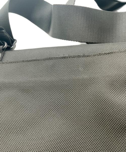 TUMI（トゥミ）TUMI (トゥミ) Alpha Ballistic Travel Small Flap Crossbody／アルファ バリスティック トラベル スモールフラップ クロスボディ ブラックの古着・服飾アイテム