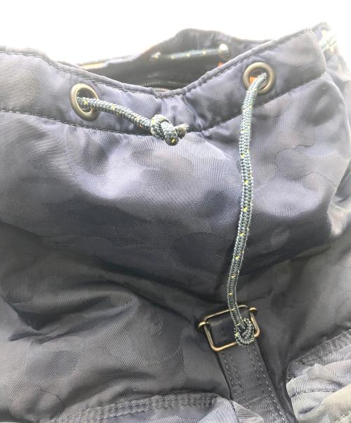 PORTER（ポーター）PORTER (ポーター) A BATHING APE (ア ベイシング エイプ) COLOR CAMO TANKER／カラーカモ タンカー ネイビーの古着・服飾アイテム