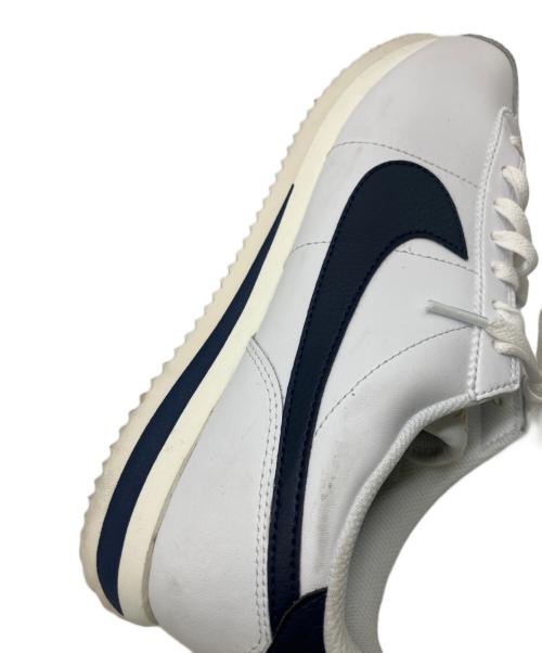 NIKE（ナイキ）NIKE (ナイキ) スニーカー ホワイト サイズ:27cmの古着・服飾アイテム