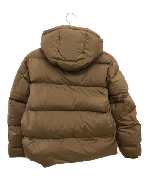BROOKS BROTHERS（ブルックスブラザーズ）BROOKS BROTHERS (ブルックスブラザーズ) POLYESTER HOODED SHORT PUFFER COAT／ポリエステルフーデッドパファーコート ベージュ サイズ:Mの古着・服飾アイテム