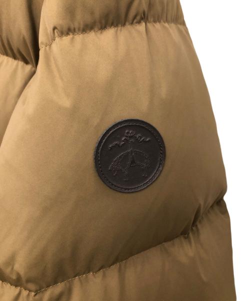 BROOKS BROTHERS（ブルックスブラザーズ）BROOKS BROTHERS (ブルックスブラザーズ) POLYESTER HOODED SHORT PUFFER COAT／ポリエステルフーデッドパファーコート ベージュ サイズ:Mの古着・服飾アイテム