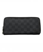 LOUIS VUITTONルイ ヴィトン）の古着「ダミエ・グラフィット ジッピーウォレット ヴェルティカル／Ⅾ’AMIER GRAFIT ZIPPY WALLET VERTICAL」｜ブラック