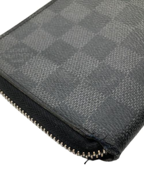 LOUIS VUITTON（ルイ ヴィトン）LOUIS VUITTON (ルイ ヴィトン) ダミエ・グラフィット ジッピーウォレット ヴェルティカル／Ⅾ’AMIER GRAFIT ZIPPY WALLET VERTICAL ブラックの古着・服飾アイテム