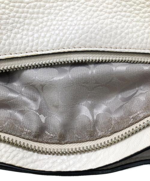 COACH（コーチ）COACH (コーチ) サリバン ホーボーバッグ／SULLIVAN HOBO BAG ベージュの古着・服飾アイテム