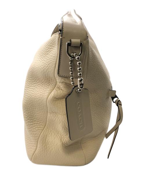 COACH（コーチ）COACH (コーチ) サリバン ホーボーバッグ／SULLIVAN HOBO BAG ベージュの古着・服飾アイテム