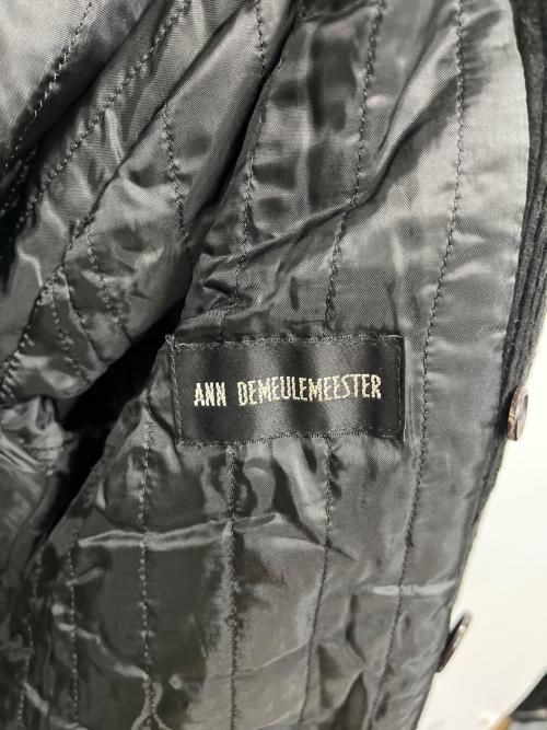 ANN DEMEULEMEESTER（アンドゥムルメステール）ANN DEMEULEMEESTER (アンドゥムルメステール) コーデュロイコート／CORDUROY COAT ブラック サイズ:XSの古着・服飾アイテム