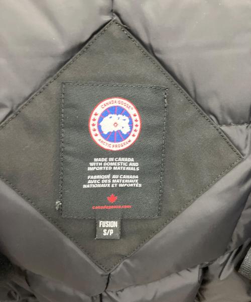 CANADA GOOSE（カナダグース）CANADA GOOSE (カナダグース) ヴィクトリア パーカー ファーフード ダウンジャケット／VICTORIA PARKA FUR HOOD DOWN JKT ブラック サイズ:Sの古着・服飾アイテム