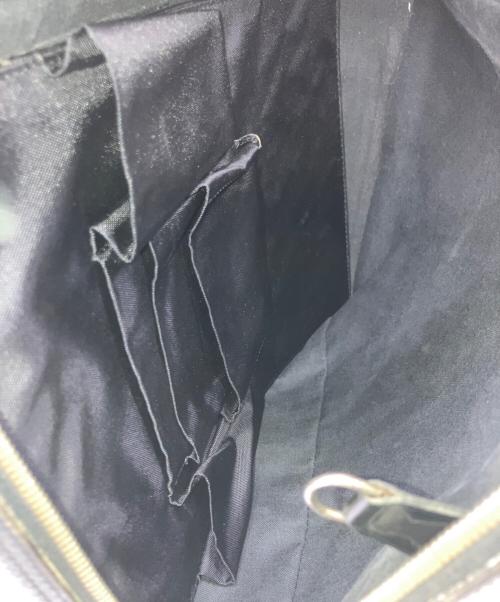 LOUIS VUITTON（ルイ ヴィトン）LOUIS VUITTON (ルイ ヴィトン) タイガ ショルダーバッグ グリーン×ブラックの古着・服飾アイテム