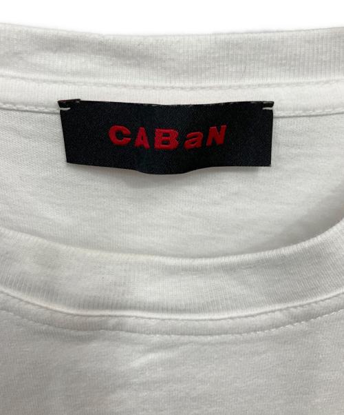 CABAN（キャバン）CABAN (キャバン) ドライスビンコットン ELEPHANTマーチエンブロイダリーTシャツ ホワイト サイズ:Sの古着・服飾アイテム