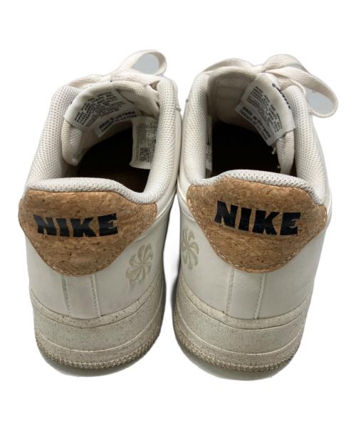 NIKE（ナイキ）NIKE (ナイキ) スニーカー/AIR FORCE1 LOW ’07 LV8 ホワイト サイズ:27.5cmの古着・服飾アイテム