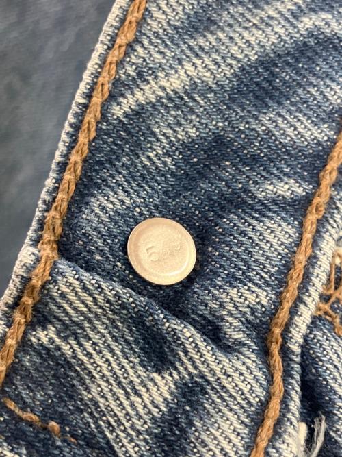 LEVI'S（リーバイス）LEVI'S (リーバイス) デニムパンツ インディゴ サイズ:76cm (W30)の古着・服飾アイテム