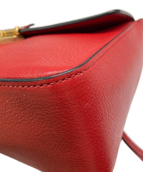 MIU MIU（ミュウミュウ）MIU MIU (ミュウミュウ) ショルダーバッグ レッドの古着・服飾アイテム