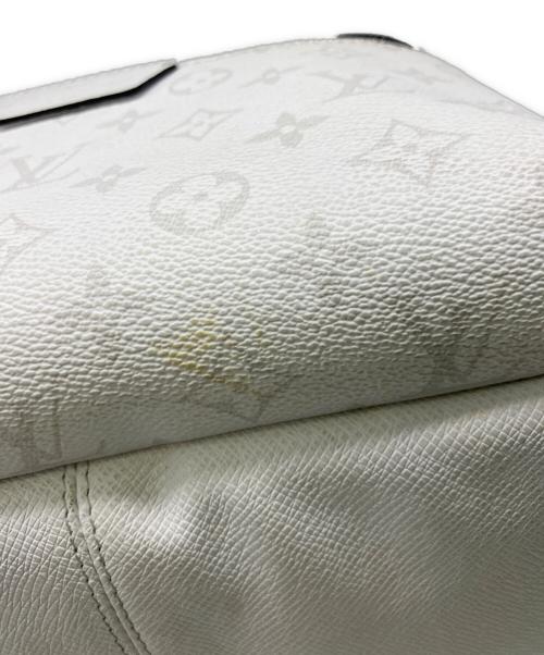 LOUIS VUITTON（ルイ ヴィトン）LOUIS VUITTON (ルイ ヴィトン) リュック タイガラマ ディスカバリーバックパック ホワイトの古着・服飾アイテム