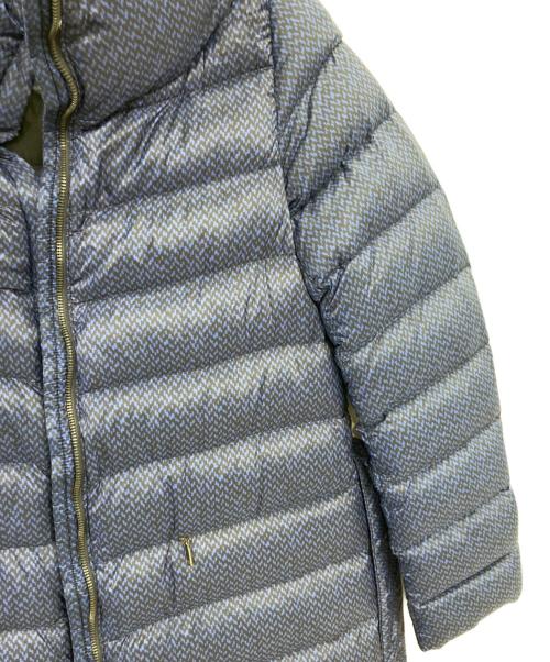 MaxMara（マックスマーラ）MaxMara (マックスマーラ) ヘリボーンプリントダウンコート ネイビー サイズ:40の古着・服飾アイテム