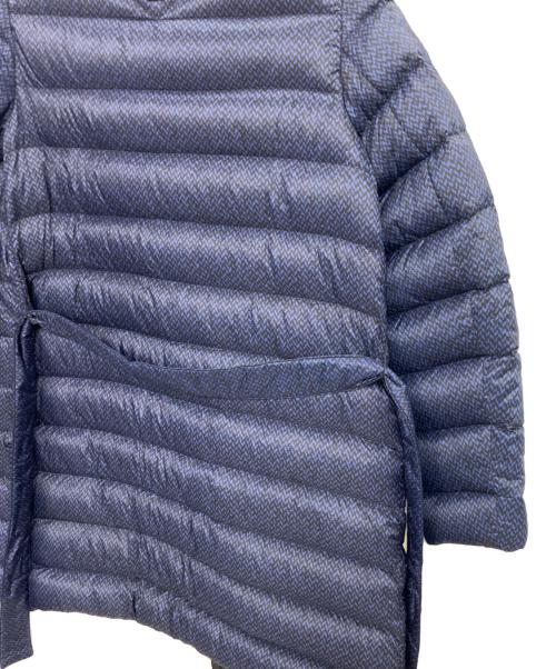 MaxMara（マックスマーラ）MaxMara (マックスマーラ) ヘリボーンプリントダウンコート ネイビー サイズ:40の古着・服飾アイテム