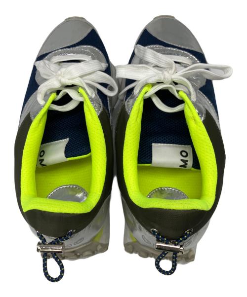 OMMO（オーエムエムオー）OMMO (オーエムエムオー) スニーカー ネイビー×シルバー サイズ:25cmの古着・服飾アイテム