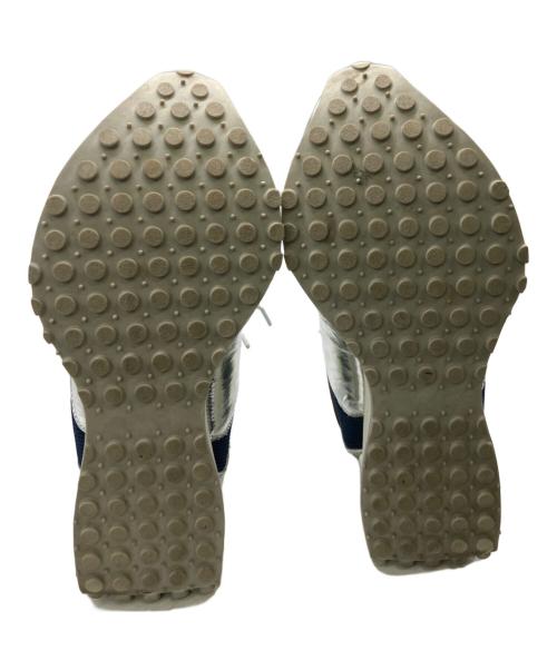 OMMO（オーエムエムオー）OMMO (オーエムエムオー) スニーカー ネイビー×シルバー サイズ:25cmの古着・服飾アイテム