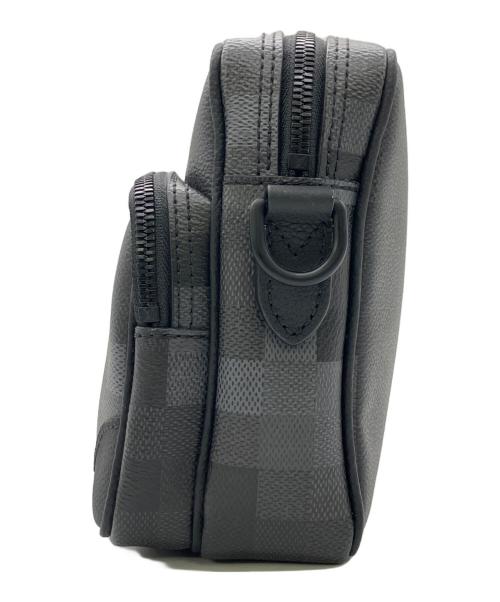 LOUIS VUITTON（ルイ ヴィトン）LOUIS VUITTON (ルイ ヴィトン) メッセンジャーバッグ ブラックの古着・服飾アイテム