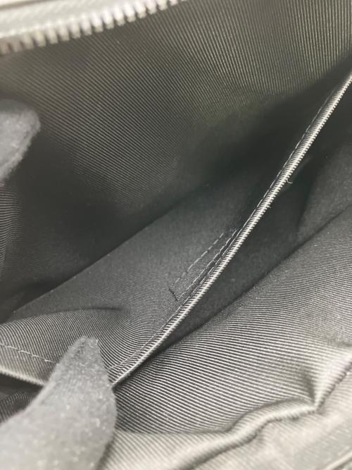 LOUIS VUITTON（ルイ ヴィトン）LOUIS VUITTON (ルイ ヴィトン) メッセンジャーバッグ ブラックの古着・服飾アイテム