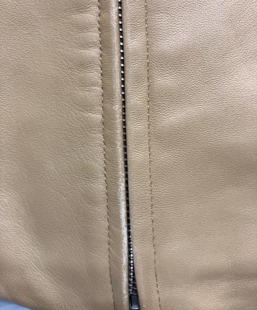 COACH（コーチ）COACH (コーチ) レザージャケット ベージュ サイズ:XSの古着・服飾アイテム