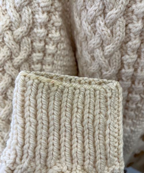 INVERALLAN（インバーアラン）INVERALLAN (インバーアラン) ケーブルニットカーディガン アイボリー サイズ:Freeの古着・服飾アイテム