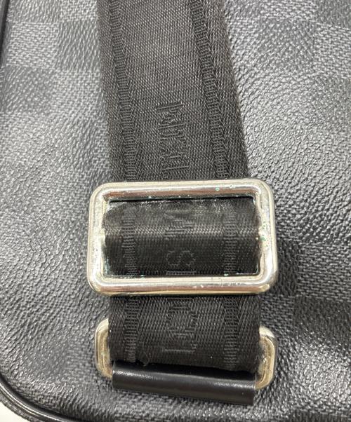 LOUIS VUITTON（ルイ ヴィトン）LOUIS VUITTON (ルイ ヴィトン) グラフィットアンブレール/ボディーバッグ ブラックの古着・服飾アイテム