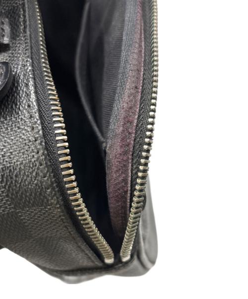 LOUIS VUITTON（ルイ ヴィトン）LOUIS VUITTON (ルイ ヴィトン) グラフィットアンブレール/ボディーバッグ ブラックの古着・服飾アイテム