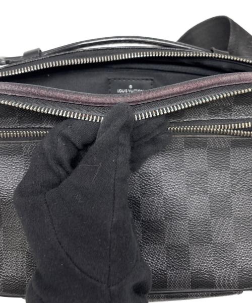 LOUIS VUITTON（ルイ ヴィトン）LOUIS VUITTON (ルイ ヴィトン) グラフィットアンブレール/ボディーバッグ ブラックの古着・服飾アイテム