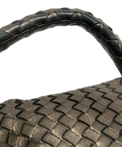 BOTTEGA VENETA（ボッテガベネタ）BOTTEGA VENETA (ボッテガベネタ) イントレチャート　ハンドバッグ ゴールドの古着・服飾アイテム