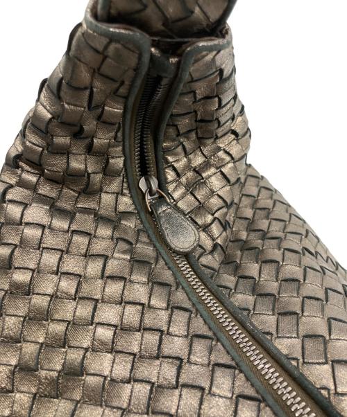 BOTTEGA VENETA（ボッテガベネタ）BOTTEGA VENETA (ボッテガベネタ) イントレチャート　ハンドバッグ ゴールドの古着・服飾アイテム