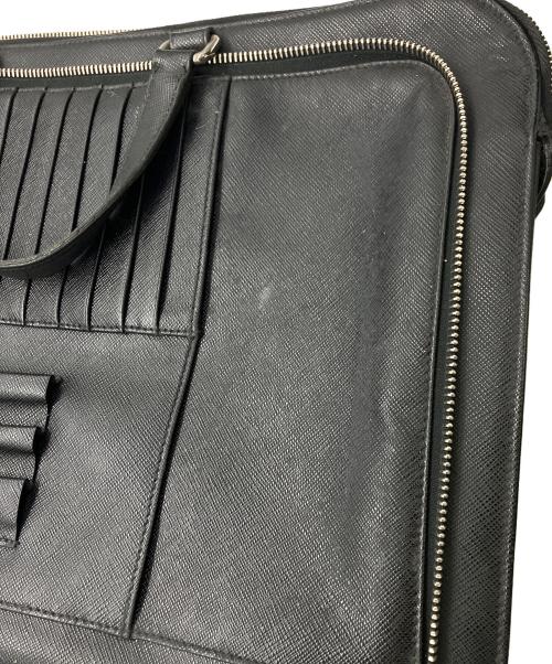 PRADA（プラダ）PRADA (プラダ) サフィアーノ ビジネスバッグ ブラックの古着・服飾アイテム