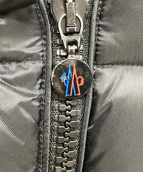 MONCLER（モンクレール）MONCLER (モンクレール) LUISANTE GUIBBOTTO ダウンコート ネイビー サイズ:00の古着・服飾アイテム
