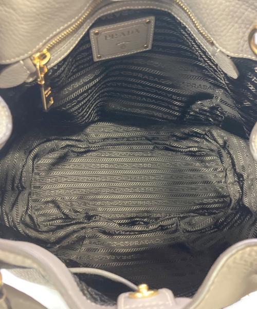 PRADA（プラダ）PRADA (プラダ) 2WAYバッグ グレーの古着・服飾アイテム