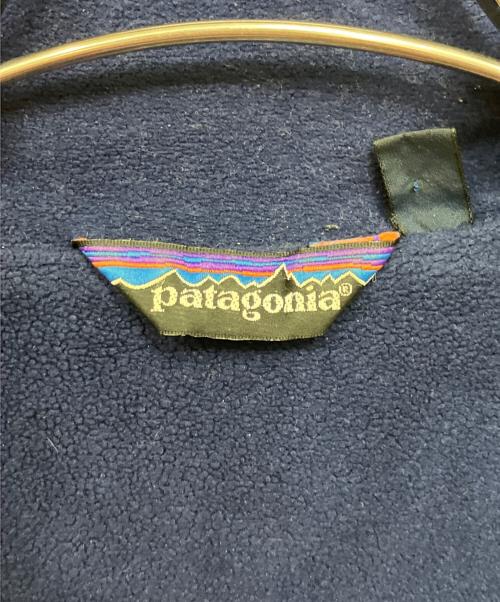 Patagonia（パタゴニア）Patagonia (パタゴニア) フリースジャケット レッド×ネイビー サイズ:Lの古着・服飾アイテム