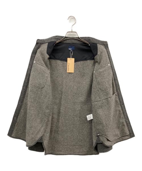 Teton Bros（ティートンブロス）Teton Bros (ティートンブロス) 長袖シャツ ダークグレー サイズ:Mの古着・服飾アイテム