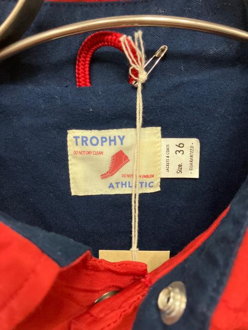 Trophy Clothing（トロフィークロージング）Trophy Clothing (トロフィークロージング) コーチジャケット レッド サイズ:36 未使用品の古着・服飾アイテム
