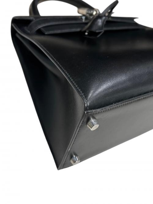 HERMES（エルメス）HERMES (エルメス) Kelly 28 ケリー 28/外縫い/ボックスカーフ/ブラック/▢D刻印：2000年製造/シルバー金具 ブラック サイズ:28の古着・服飾アイテム