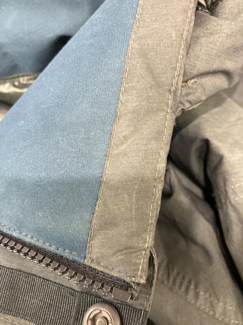 mont-bell（モンベル）mont-bell (モンベル) ダウンジャケット ネイビー サイズ:Mの古着・服飾アイテム