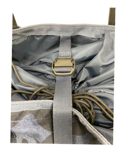 ZERO HALLIBURTON（ゼロ ハリバートン）ZERO HALLIBURTON (ゼロ ハリバートン) ショルダーバッグ ネイビーの古着・服飾アイテム