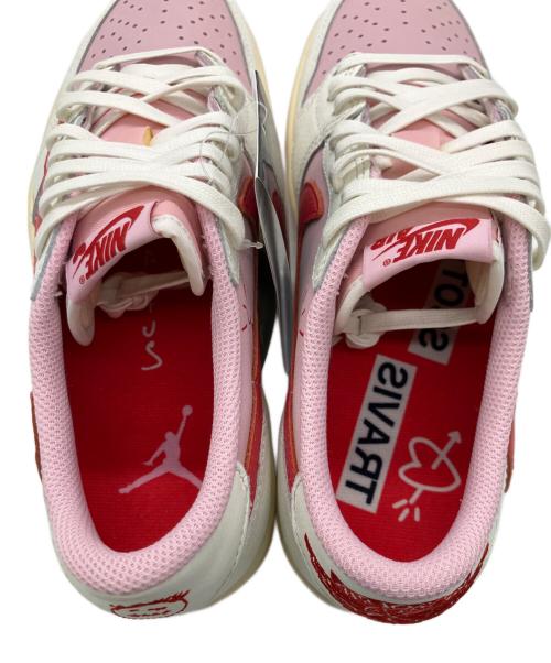 NIKE（ナイキ）NIKE (ナイキ) Travis Scott (トラヴィススコット) ローカットスニーカー ホワイト×ピンク サイズ:25cm 未使用品の古着・服飾アイテム