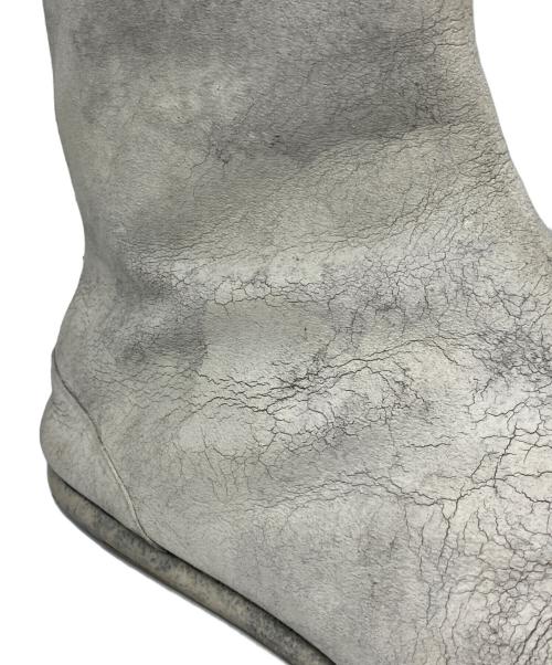 Maison Margiela（メゾンマルジェラ）Maison Margiela (メゾンマルジェラ) ショートブーツ ホワイト サイズ:43の古着・服飾アイテム