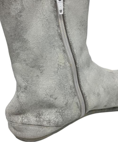 Maison Margiela（メゾンマルジェラ）Maison Margiela (メゾンマルジェラ) ショートブーツ ホワイト サイズ:43の古着・服飾アイテム