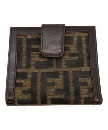 FENDI（フェンディ）の古着「2つ折り財布」｜ブラウン