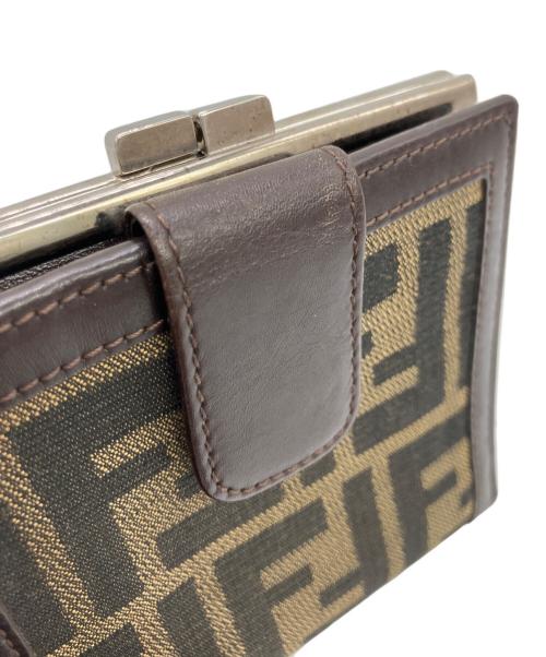 FENDI（フェンディ）FENDI (フェンディ) 2つ折り財布 ブラウンの古着・服飾アイテム