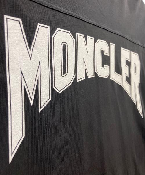 MONCLER（モンクレール）MONCLER (モンクレール) 23SS グリッター ラメ ロゴ フットボール Tシャツ ブラック サイズ:Lの古着・服飾アイテム