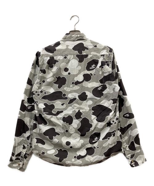 A BATHING APE（アベイシングエイプ）A BATHING APE (アベイシングエイプ) 長袖シャツ グレー サイズ:Mの古着・服飾アイテム