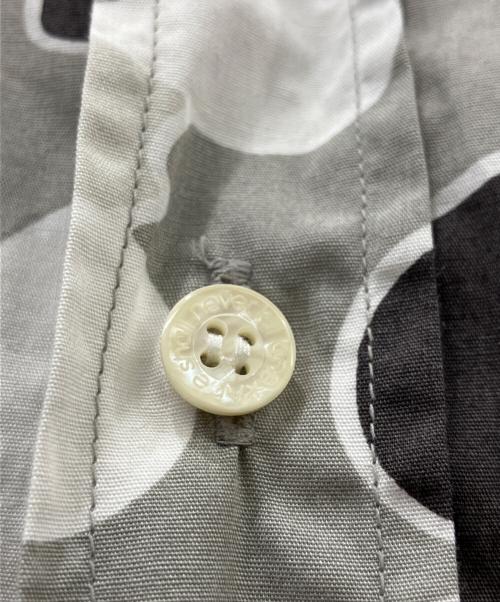 A BATHING APE（アベイシングエイプ）A BATHING APE (アベイシングエイプ) 長袖シャツ グレー サイズ:Mの古着・服飾アイテム